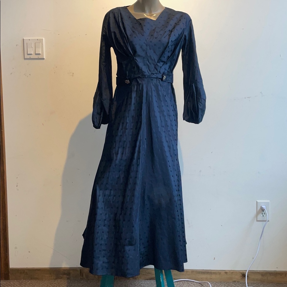 Vintage 1920’s-30’s silk dress - Picture 3 of 8